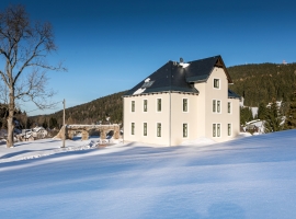 Alte Försterei Wildenthal in Eibenstock · Erzgebirge - Zufahrt im Winter