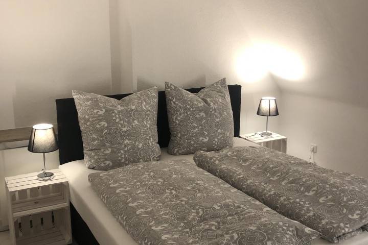Schlafzimmer 2