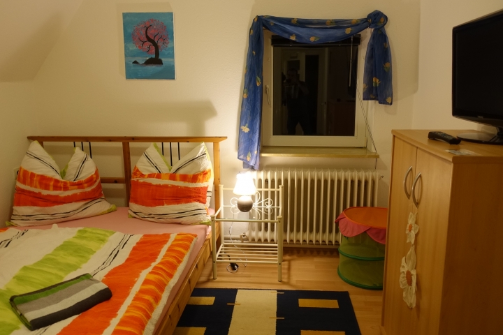 Schlafzimmer 1