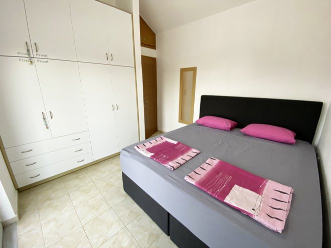Schlafzimmer 1 mit Terrasse