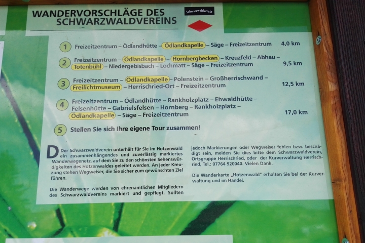 vielfältige Wanderwege und Radtouren