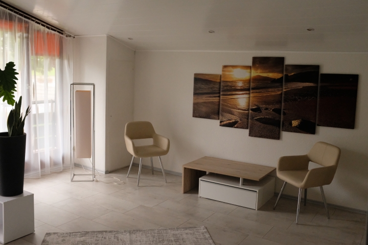 zusätzliche Sitzecke im Schlafzimmer