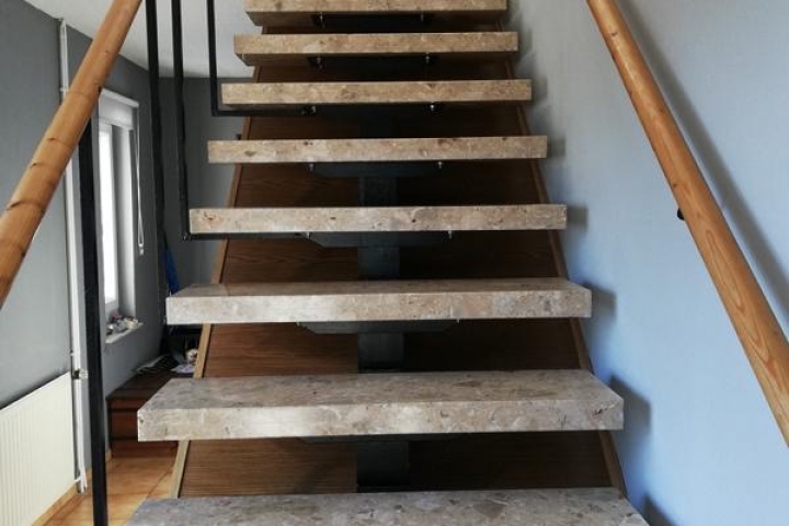 Treppe ins OG