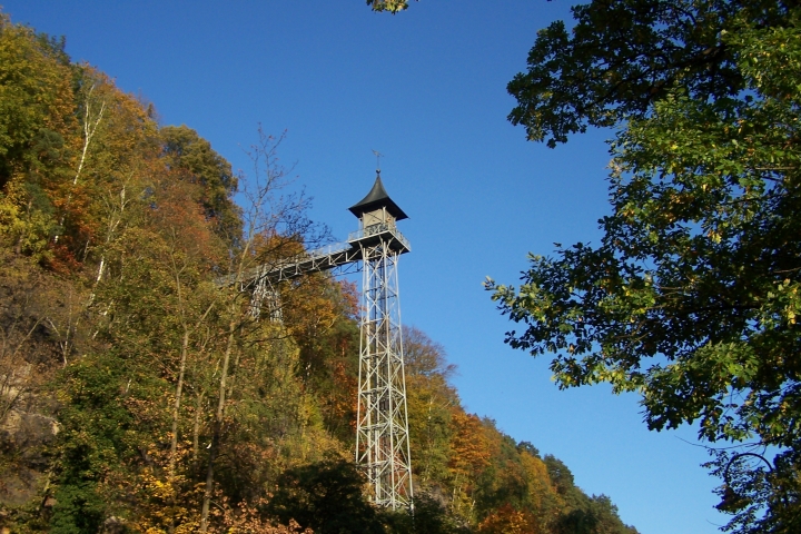 Der Aufzug, der Bad Schandau mit Ostrau verbindet.
