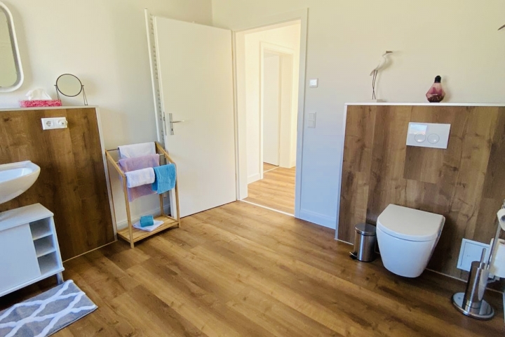 Bad - Eingang vom Schlafzimmer