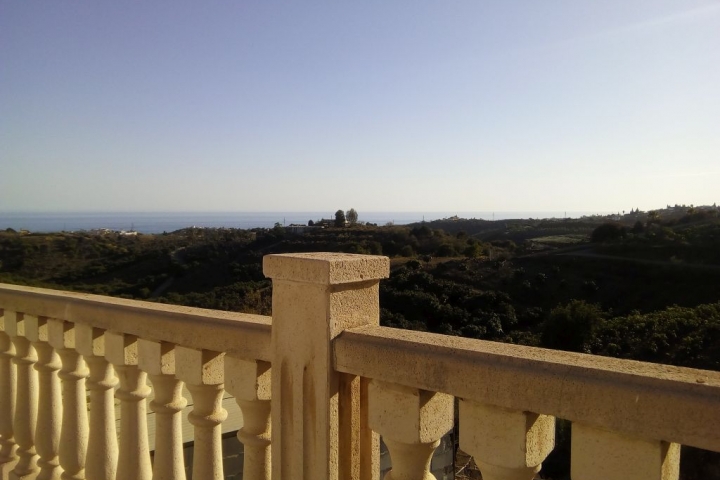 Schöne Aussicht von der kleinen Südwestterrasse.