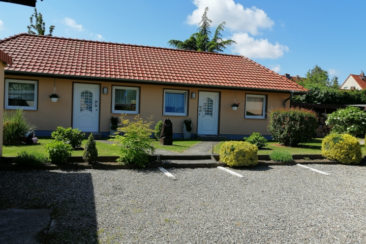 Ferienhaus  mit 3 Parkplätzen 