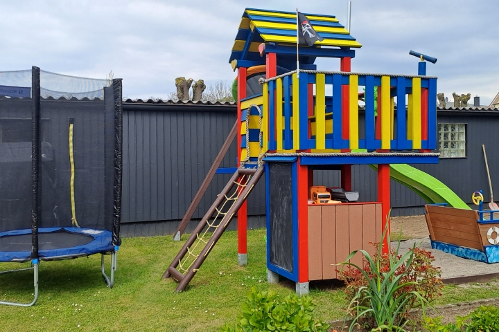 Ein Spielplatz für die kleinen Gäste 