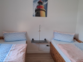 Separates Zimmer mit  2 Betten 