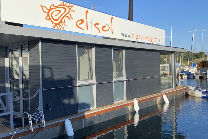 EL-SOL Hausboot | Seitenansicht vom Hausboot EL-SOL