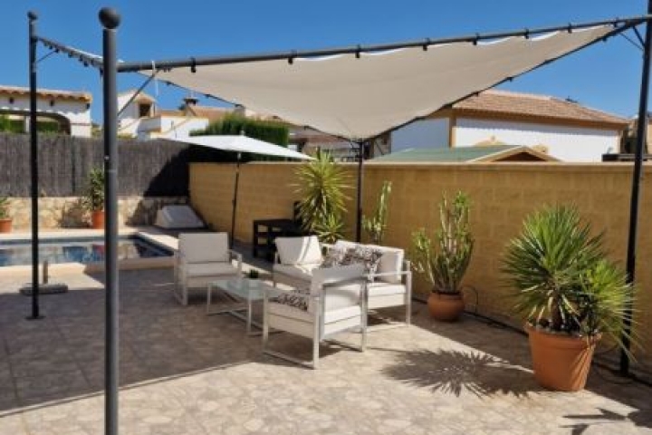Sitzecke am Pool
