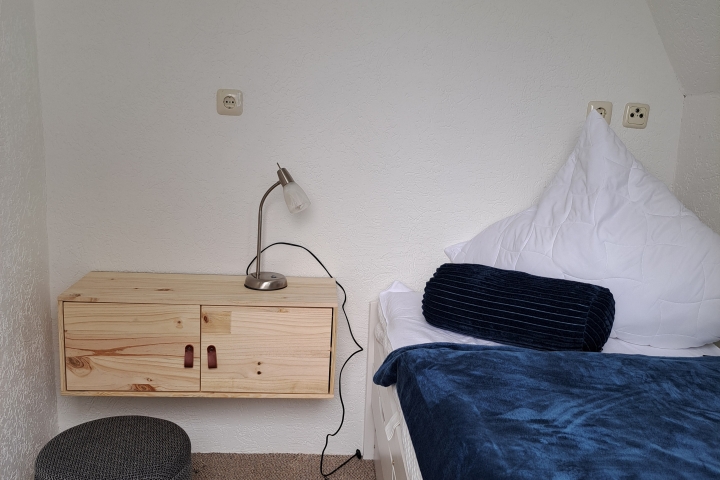 Erdgeschoss Einzelzimmer Bett 90 x 2,00