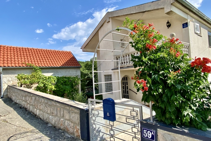 Villa Theresa von der Straßenseite