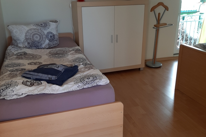Schlafzimmer 2