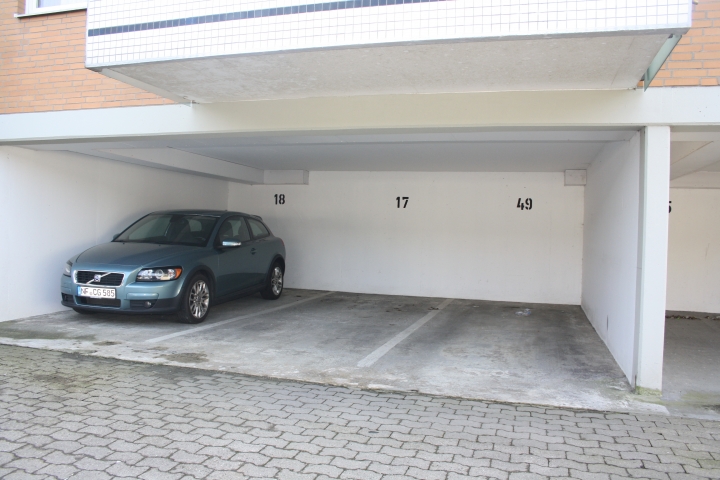 PKW-Stellplatz Nr 17 / Überdacht