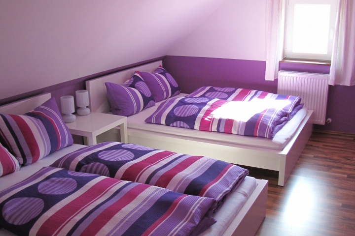 Schlafzimmer 2
