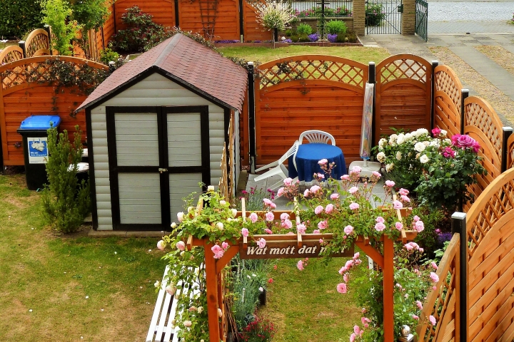 Sitzecke von oben gegenüber der Wohnung