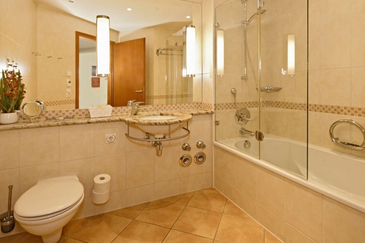 Das große Badezimmer