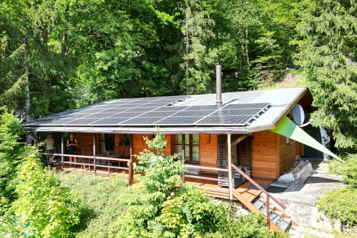 Farnberghütte 2 | Farnberghütte 2  im Waldversteck die gemütliche Hütte