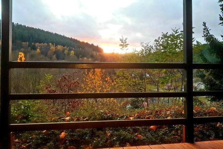 jeden Sonnenstrahl genießen