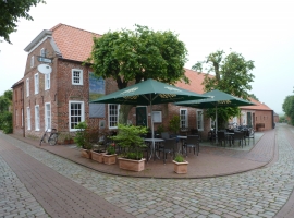 Restaurant im Zentrum von Pilsum