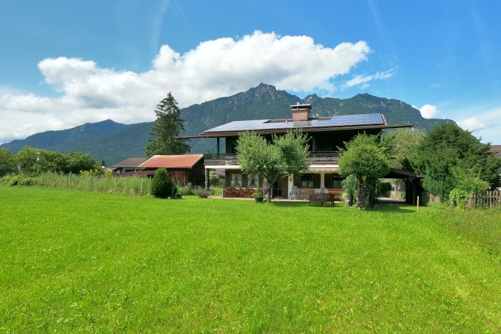 Ihre Ferienwohnung mit Gebirgsblick