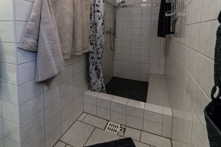 Duschraum mit WC