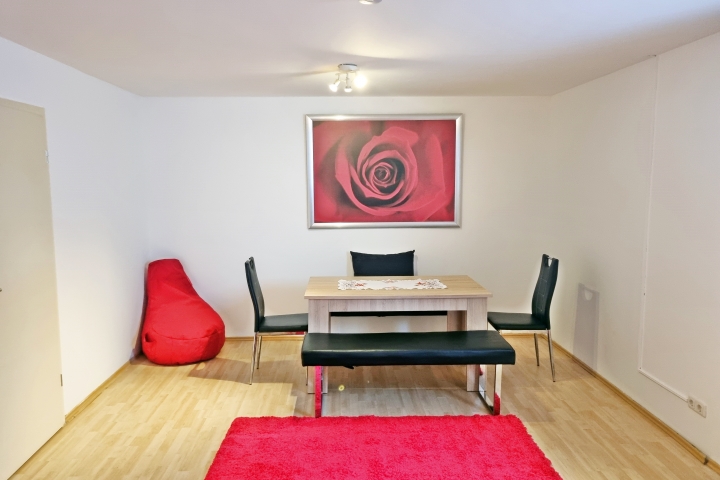 Schlafzimmer mit Souterrain