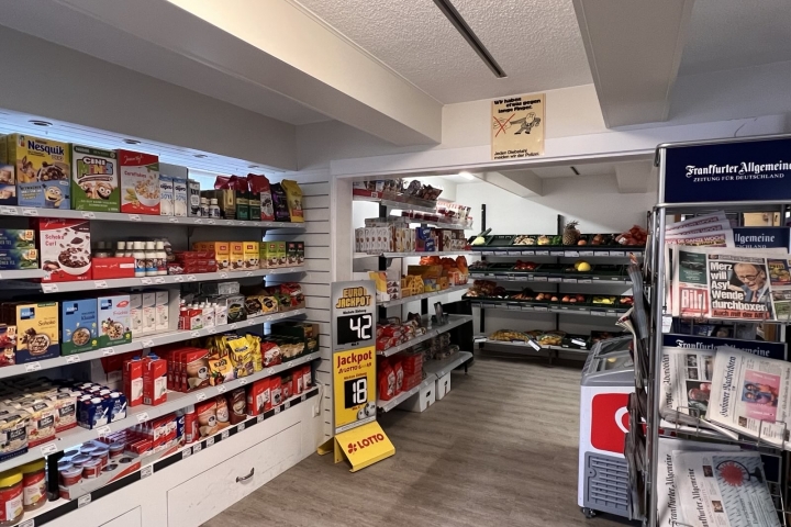 Shopping- Erlebnis rund um die Uhr in unmittelbarer Nachbarschaft