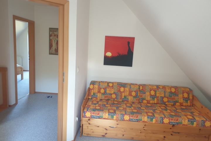 Schlafzimmer 3 im OG mit Ausziehbett