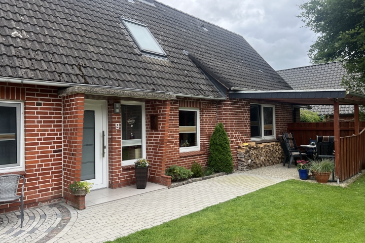 Ferienwohnung in Neuenkirchen nähe Nordsee | Eingangsbereich mit Sitzecke