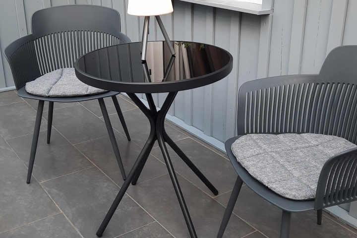 Sitzgelegenheit Balkon OG
