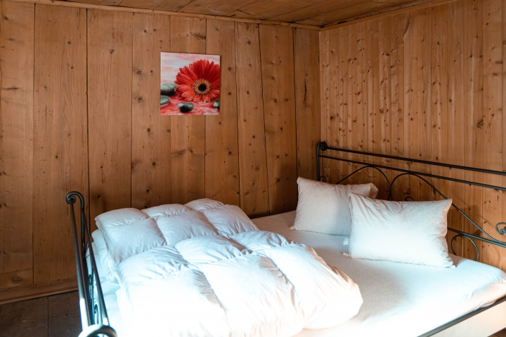 4. Schlafzimmer