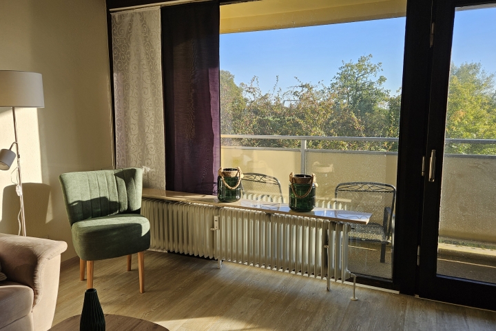 Genießen Sie den Ausblick und entspannen Sie in der gemütlichen Atmosphäre Ihrer Ferienwohnung.
