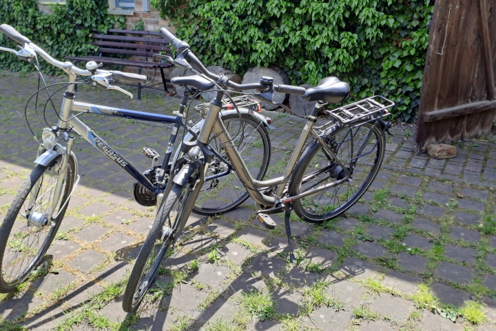 zwei Räder zur freien Verfügung