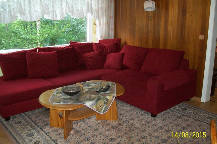 Wohnzimmer mit viel Platz zum Kuscheln und Relaxen