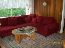 Wohnzimmer mit viel Platz zum Kuscheln und Relaxen