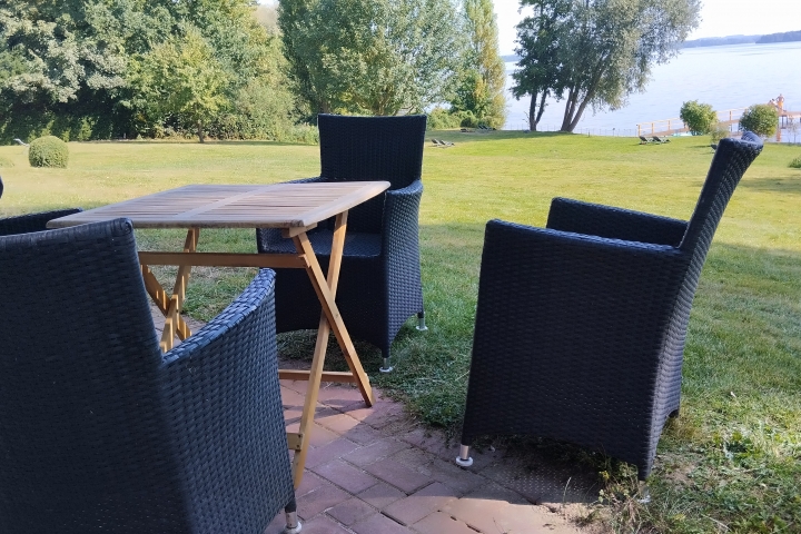 Terrasse mit Seeblick