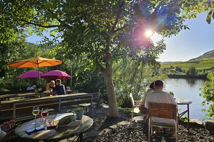 Geniessen am Moselufer