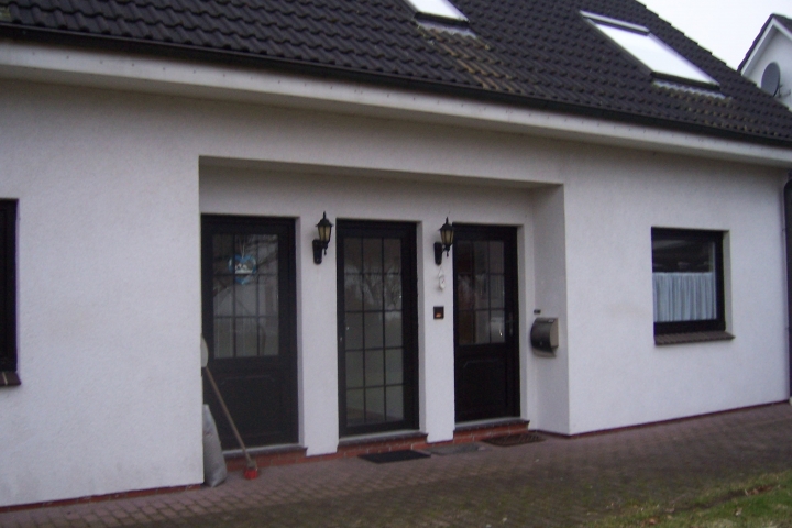 Eingang Haus 6a
Erdgeschoss rechts, Obergeschoss links