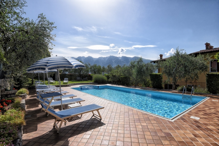 Haus Bonassi Apt. 3 Ortensia | Poolgelände