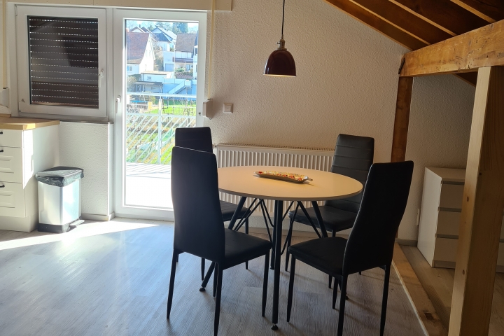 Wohnbereich Essecke / Balkon