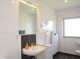Badezimmer oben 