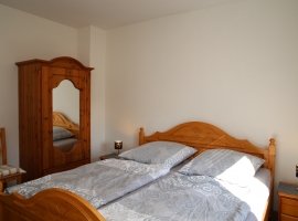 Schlafzimmer unten