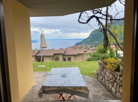 überdachte Terrasse
