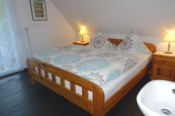 Doppelbett 180x200 cm