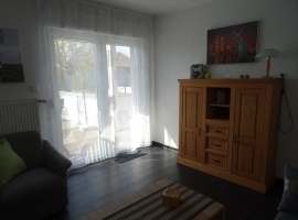 Sideboad und Zugang zur Dachterrasse