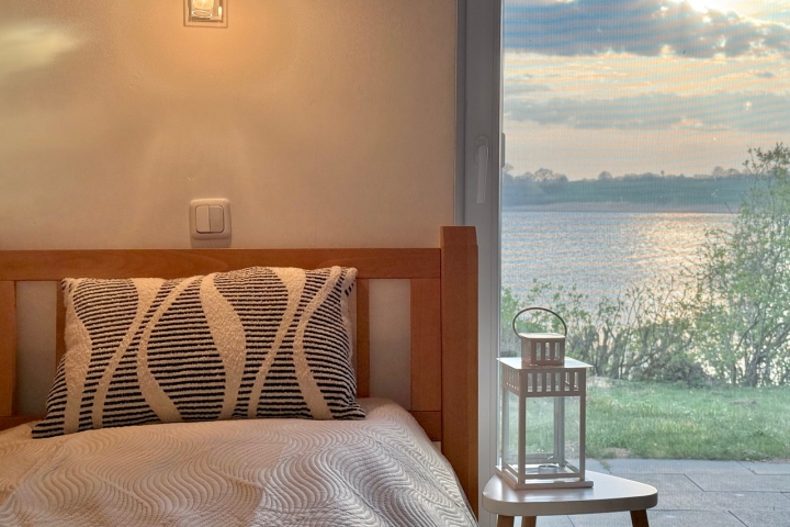 3. Schlafzimmer mit 2 Einzelbetten zur Schlei