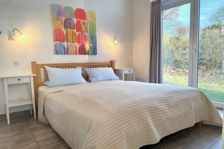 2. Schlafzimmer mit Doppelbett: Schlafzimmer im hinteren Bereich