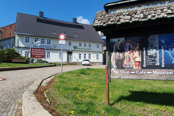 Glas-, Wetter- und Wilderermuseum im Museumspark Gehlberg